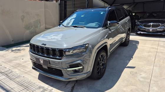 JEEP COMMANDER 2.0 HURRICANE 4 TURBO GASOLINA BLACKHAWK AT9